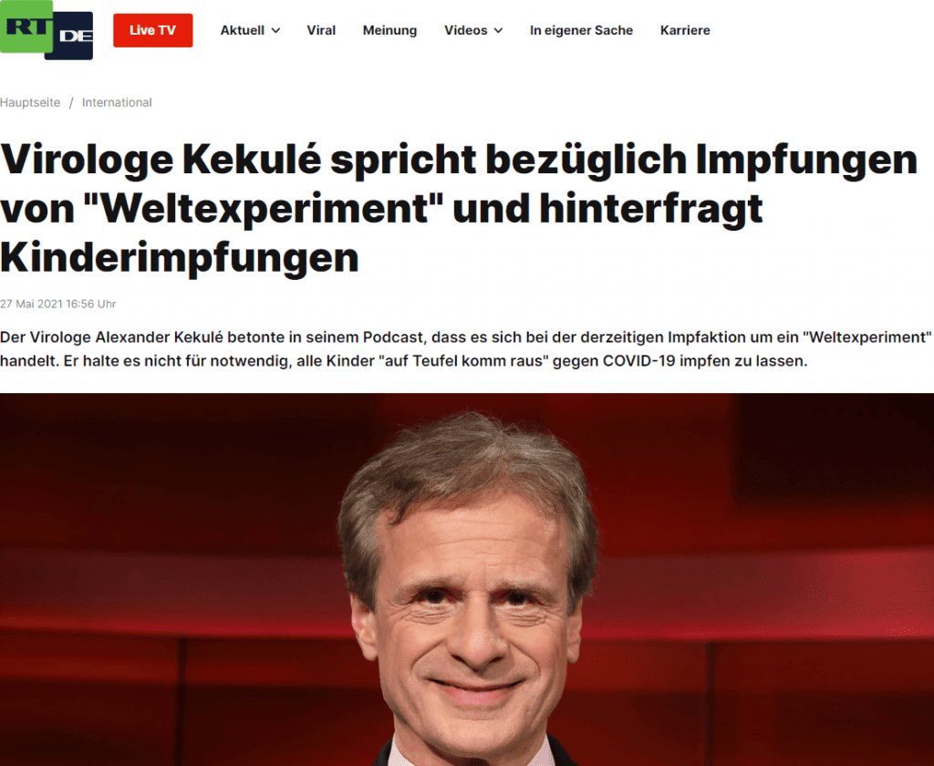 In seinem Podcast beim MDR am Dienstag führte er aus:

"Wir haben natürlich einen neuartigen Impfstoff und die Frage ist ja immer die gleiche. Wir impfen ja die Schüler nicht wegen des individuellen Risikos, sondern impfen sie deshalb, weil sie die Gesellschaft insgesamt vor Infektionen schützen sollen. Wenn aber die restliche Gesellschaft schon immun ist, was die Idee der ganzen Impfaktion ist, gerade die Risikogruppen sind ja nun hoffentlich immunisiert, dann ist für mich der Druck, die Schüler zu impfen, nicht mehr so hoch wie vorher."

Diesbezüglich ist für ihn klar:

"Ich bin eben dafür, dass man diese Diskussion einfach mal offen führt. Wir können sowieso nur einen Kontrollzustand erreichen, da eine vollständige Elimination des Virus nicht möglich scheint und dann müssen wir natürlich nicht auf Teufel komm raus alle Kinder bis zum Alter von null an durchimpfen. Vor allem, wenn wir sie dann durchimpfen und das Virus nicht verschwindet, welchen Zweck hat dann die Übung gehabt?"

Der Interviewer Camillo Schumann wies darauf hin, dass der Anteil von COVID-19-Patienten unter 18 Jahren auf Intensivstationen bisher 0,4 Prozent betrug: Von den 85.500 Menschen, die in Deutschland an oder mit Corona starben, waren genau acht (!) nicht volljährig – fast alle waren schwer vorerkrankt. "Würde es daher nicht Sinn machen, wenn Ärzte genau schauen, welches Kind geimpft wird, anstatt flächendeckend zu impfen?", fragte Schumann den Virologen:

"Ja, das wäre auch meine Empfehlung, zumal wir ja hier, das kann man nicht oft genug sagen, einen experimentellen Impfstoff haben, der noch nicht einmal eine reguläre Zulassung hat."

Gleichzeitig sieht der gebürtige Münchner Probleme in der Kommunikation der Wissenschaftler untereinander und den Ambitionen der Politik:

"Ich habe das Gefühl, dass wir in zwei verschiedene Welten verfallen: Die einen sind auf dem Durchmarsch mit diesen Impfungen und sagen, wir brauchen die Impfungen, damit wir Urlaub machen können, damit wir Schule machen können, damit keiner mehr drüber redet, über die Fehler, die wir in der Vergangenheit gemacht haben als Politiker und weil wir Bundestagswahlen haben. Und die anderen wagen es zu diskutieren, was die Vor- und Nachteile sind, was ja eigentlich der Regelfall sein sollte." 

Er sieht auch die Prognose des Virologen Christian Drosten, dass sich jeder, der sich jetzt nicht impfen lässt, in den nächsten 18 Monaten infizieren wird, "epidemiologisch nicht ganz so pessimistisch". Man könnte auch einfach warten, bis klassische Impfstoffe auf dem Markt sind. Er warnte daher ebenso vor Schnellschüssen bezüglich der Impfung von Kindern und den gesellschaftlichen Folgen:

"Wir haben bislang nur wenige Monate Beobachtungszeit nach der Impfung. Letztendlich müssten Eltern selbst entscheiden können, was sie machen wollen. Ich sehe die Gefahr, dass ein sozialer oder sogar politischer Druck entsteht."

Diese Befürchtungen führt der Virologe auch weiter aus: 

"Ich stelle mir eine Klasse vor, in der 80 Prozent geimpft sind und ein paar Kinder eben nicht. Ich weiß nicht, ob das gut ist, die Leute zu nötigen – das betrifft auch die Impfpflicht beim Urlaub, die im Raum steht: Was ist dann, wenn ich meine Kinder mitnehmen will, was sagt dann der Reiseveranstalter? Wir sollten also immer den gesunden Menschenverstand behalten und Risiken relativ gegeneinander bewerten, denn manchmal hat es auch negative Überraschungen in der Wissenschaft gegeben."

Das ganze sei auch eine ethische Frage, zumal in einer niederländischen Studie festgestellt wurde, dass die mRNA-Impfstoffe zwar gegen SARS-CoV-2 helfen, aber Abwehrmechanismen gegen andere Viren gebremst werden. Niemand könne vorhersagen, wie sich das mittel- und langfristig auswirkt:

"Die angeborene Immunabwehr gegenüber anderen Viren wird heruntergeregelt. Die Autoren der Studie schließen daraus, dass das auch berücksichtigt werden sollte."  

Daneben betonte er, dass es für die aktuelle Situation der Corona-Krise und den derzeitigen Massenimpfungen keine Erfahrungswerte gibt. Noch nie habe man erstens eine Pandemie durch Impfung beendet und zweitens einen neuen Impfstoff, der auf einem neuen Wirkprinzip beruhe, global in allen Altersgruppen einsetzt. Kekulé resümierte:

"Das ist ein Weltexperiment, ein historisches Experiment seit Entstehung des Homo sapiens."