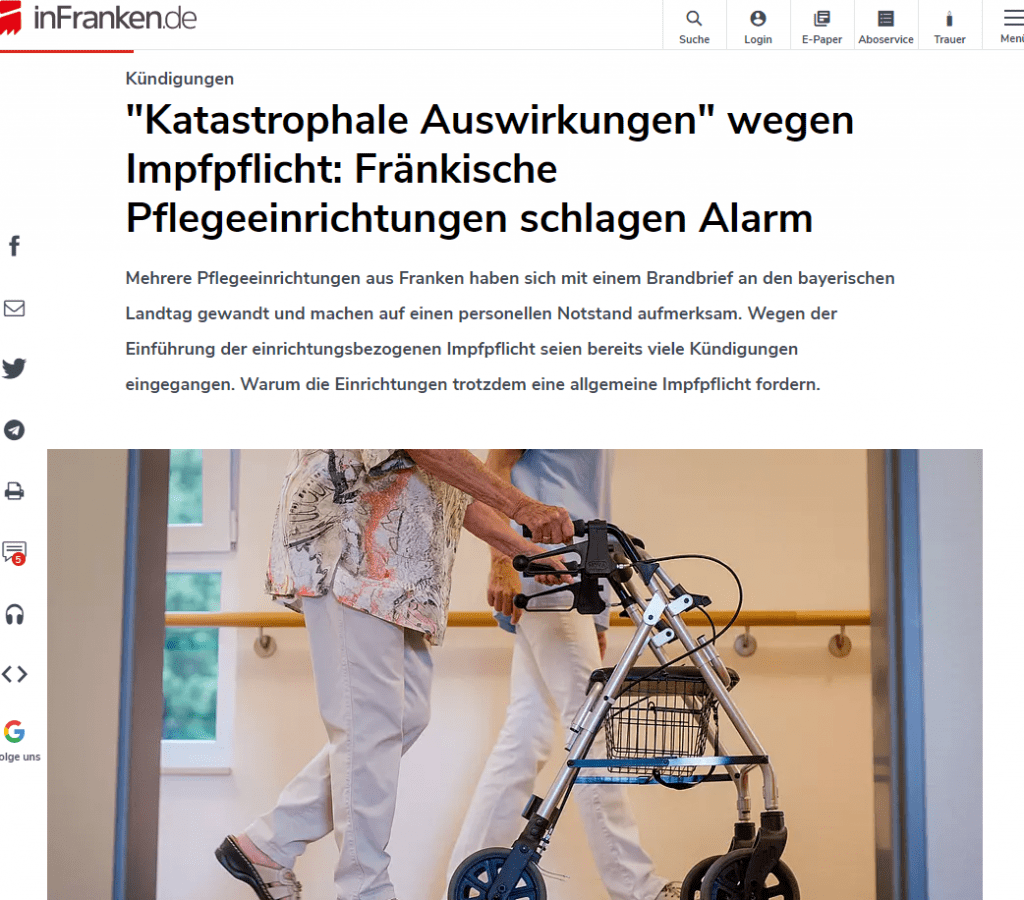 Pandemie, Impfpflicht, Überbelastung: So ist das Schreiben betitelt, das Jochen Keßler-Rosa, Sonja Schwab und Martin Ulses stellvertretend für die Diakonie Unterfranken, den Caritas-Verband Würzburg und die Arbeiterwohlfahrt Unterfranken am Montag (20. Dezember 2021) an die Landtagsabgeordneten der Regionen Schweinfurt und Bad Kissingen geschickt haben.
Fränkische Pflegeeinrichtungen: Impfunwillige Beschäftigte kündigen
Aus dem Verantwortungsbewusstsein für die von ihnen betreuten und gepflegten Menschen heraus richten sie einen dringlichen Appell an die Politik: Sowohl die stationären Einrichtungen als auch die ambulanten Pflegedienste würden schon jetzt unter der kommenden Impfpflicht leiden. „Weil impfunwillige Mitarbeiter*innen den Pflege-Beruf aufgeben und sich eine Arbeit dort suchen, wo keine Impfpflicht besteht“, begründen Keßler-Rosa, Schwab und Ulses den derzeitigen Pflege-Notstand. „Die von uns nachdrücklich geforderte allgemeine Impfpflicht würde diese Entwicklung unterbinden.“
Schon in wenigen Tagen seien die Einrichtungen nicht mehr dazu imstande, pflegebedürftige Menschen wie bisher verantwortungsvoll und professionell versorgen zu können, heißt es im Schreiben. Bereits jetzt könnten keine neuen Bewohner oder Patienten mehr aufgenommen werden - selbst wenn Betten frei werden sollten.
Der Mangel an Personal sei einfach zu drastisch, betont Keßler-Rosa: „Die ersten Kündigungen liegen mir bereits vor, was bedeutet, dass es schon an Weihnachten zu Lücken im Dienstplan kommt.“ Welche Auswirkungen das Ausscheiden der Mitarbeiter für das übrige Personal habe und welche zusätzlichen Konsequenzen drohen, sei aktuell nicht überschaubar.
Überlastungsanzeige gegen Pflegekassen
Noch in dieser Woche wollen Diakonie, Caritas und AWO daher eine Überlastungsanzeige gegen die Pflegekassen erstatten, um sich selbst in der derzeitigen Situation nicht strafbar zu machen.
„Nur der Vollständigkeit halber merke ich an, dass wir sehr für das Impfen geworben haben und auch konkrete Impfangebote selber machen“, schließt der Diakonie-Regionalbeauftragte Keßler-Rosa das Schreiben ab. In einigen Einrichtungen konnte dadurch eine „relativ hohe“ Impfquote erreicht werden – an anderen Stellen liege sie dagegen nur bei 70 Prozent.